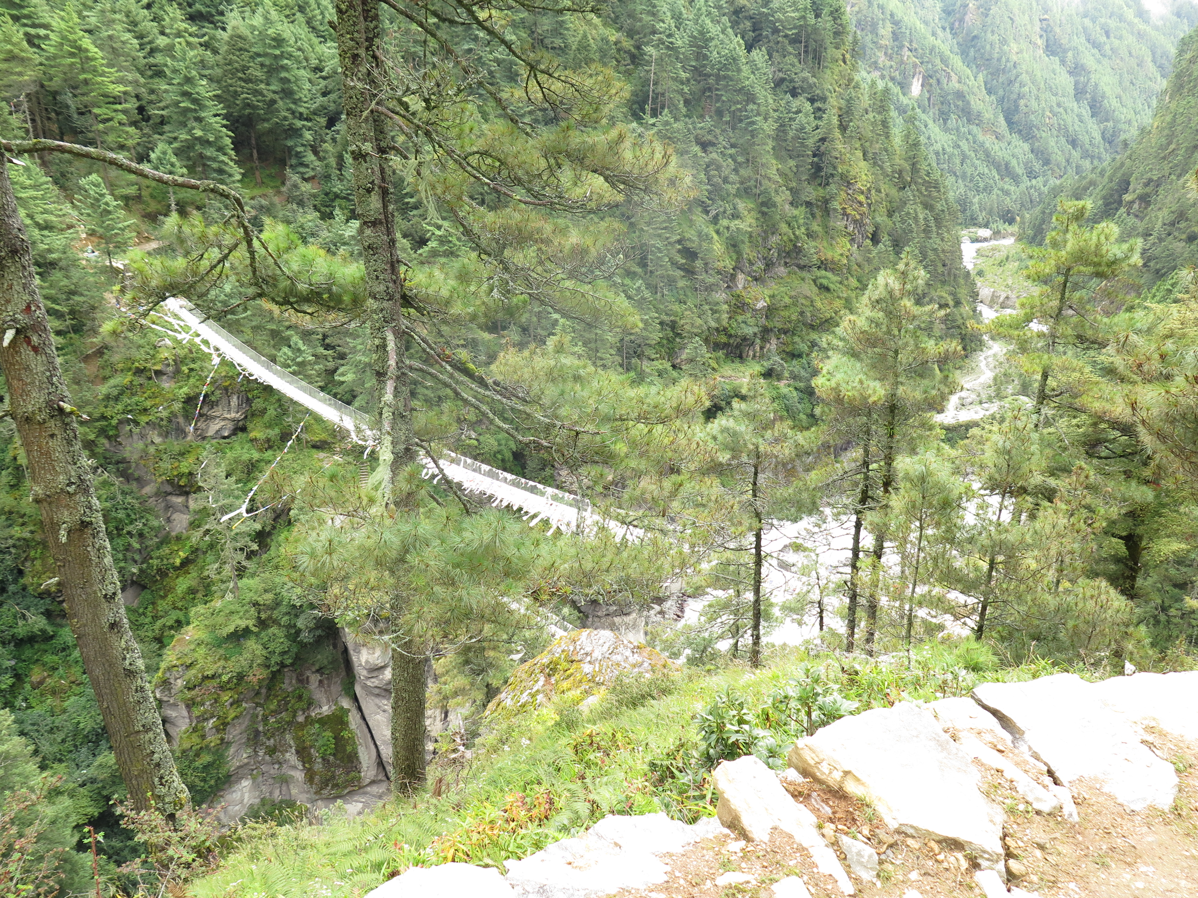 Lower bridge to Namche Bazaar