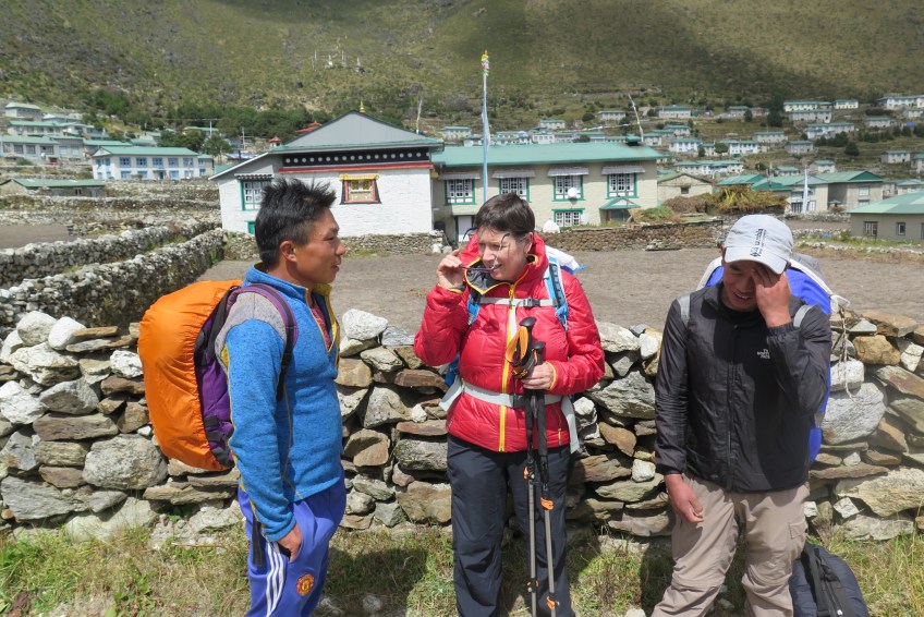 Chance encounter in Khumjung